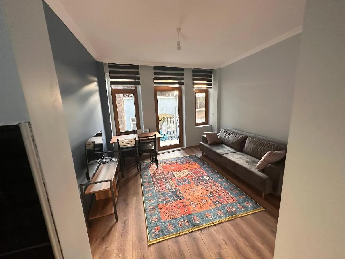 Red 8 Suite Istanbul